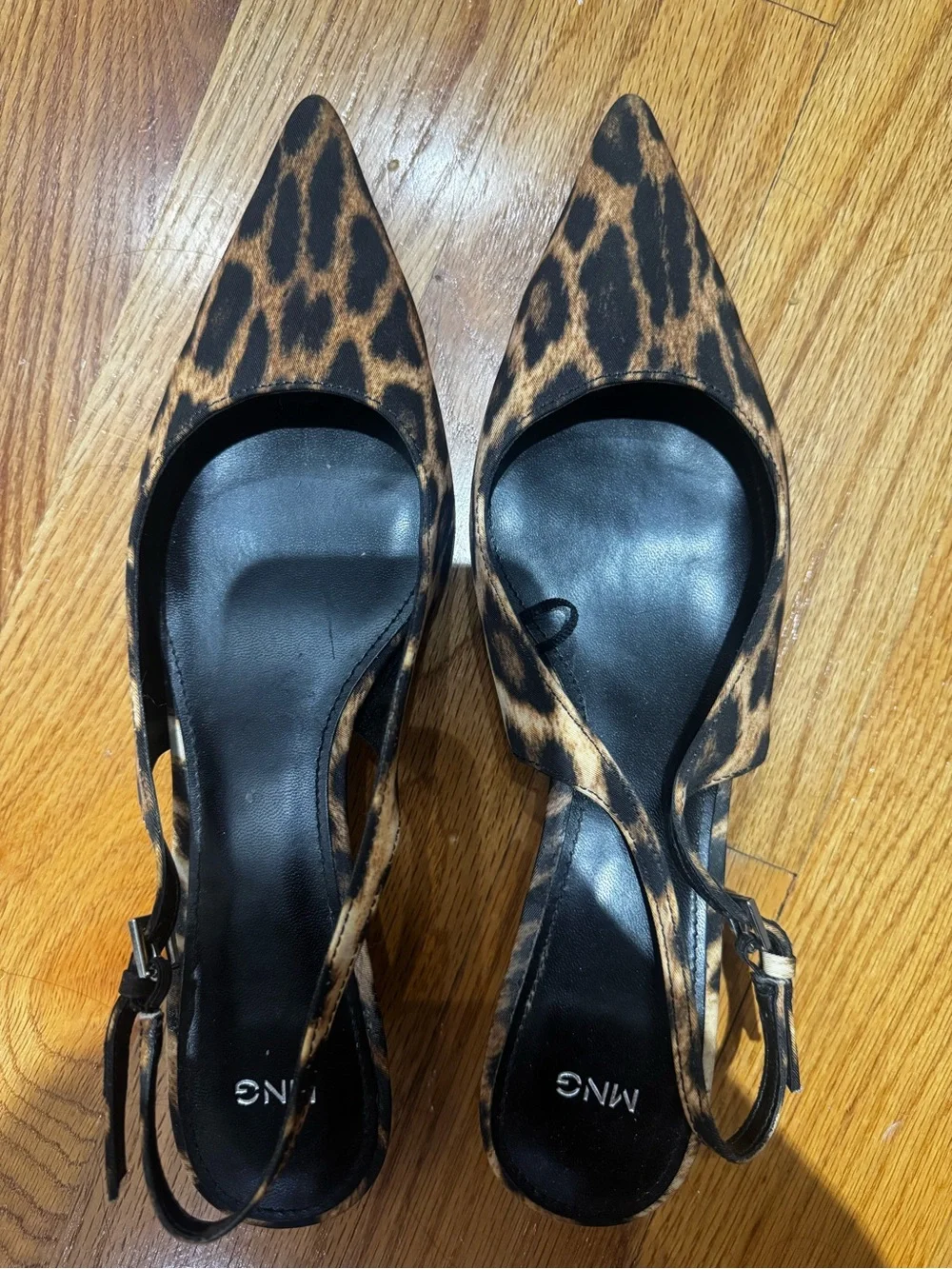 Leopard Print Pointed Slingback Flats